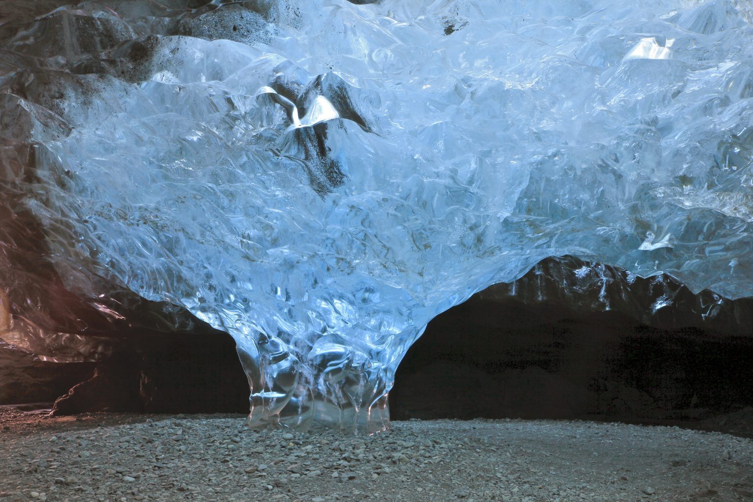 Ice Cave Tour Blue Iceland - Ice Sculpture